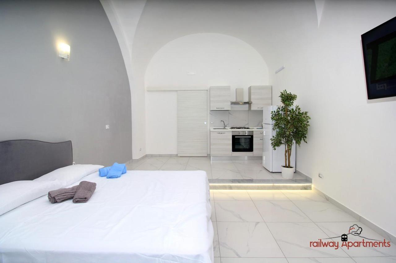 Railway Apartments Catania Bagian luar foto