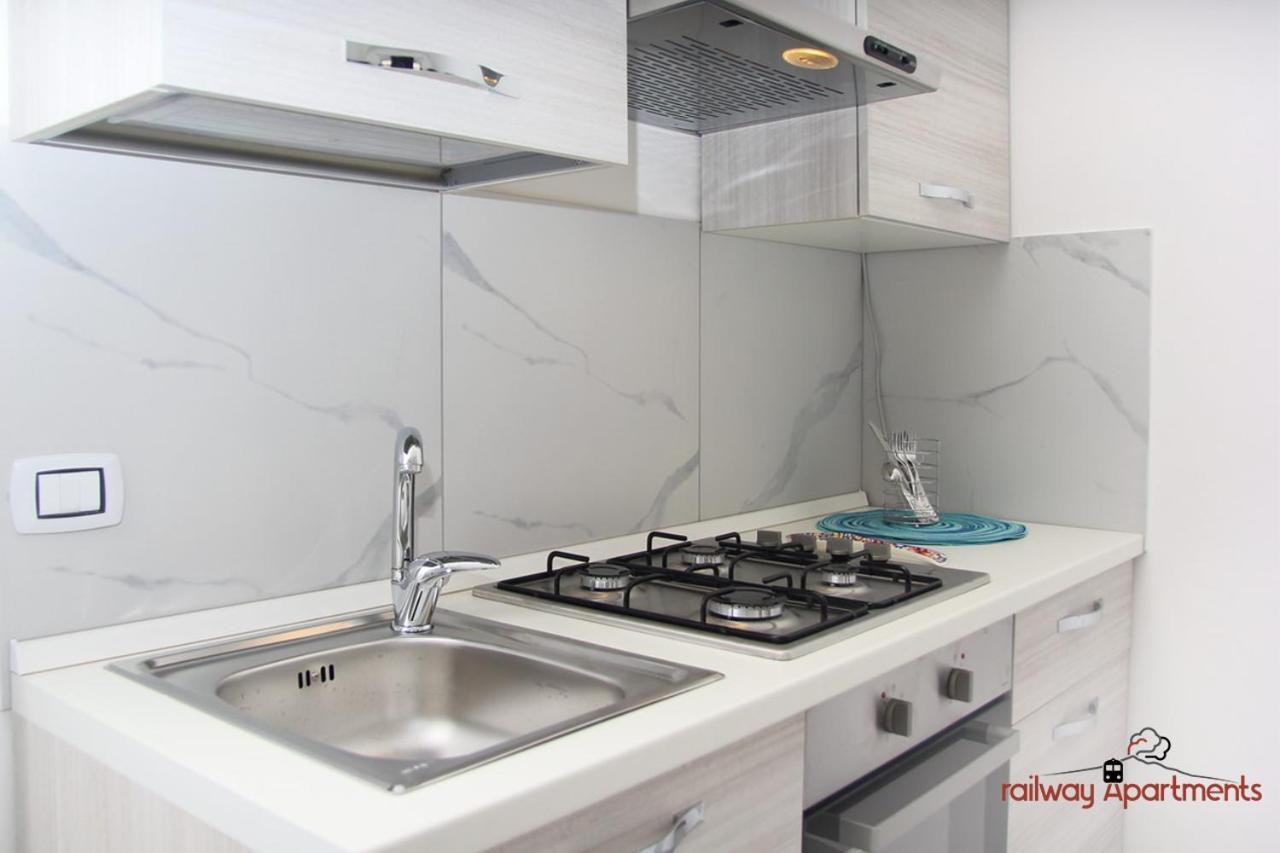Railway Apartments Catania Bagian luar foto