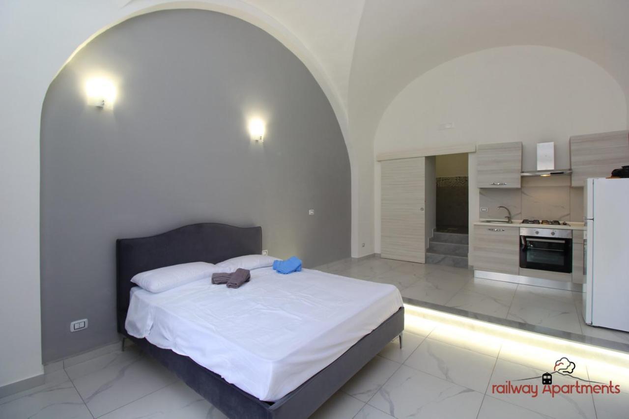 Railway Apartments Catania Bagian luar foto
